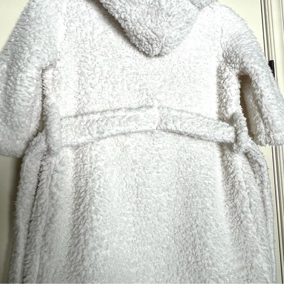 Pottery Barn Toddler Sherpa Robe 2T-3T - Picture 5 of 9